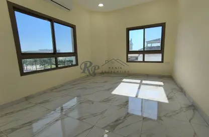 Apartment - 2 Bedrooms - 2 Bathrooms for rent in Gufool - Manama - Capital Governorate