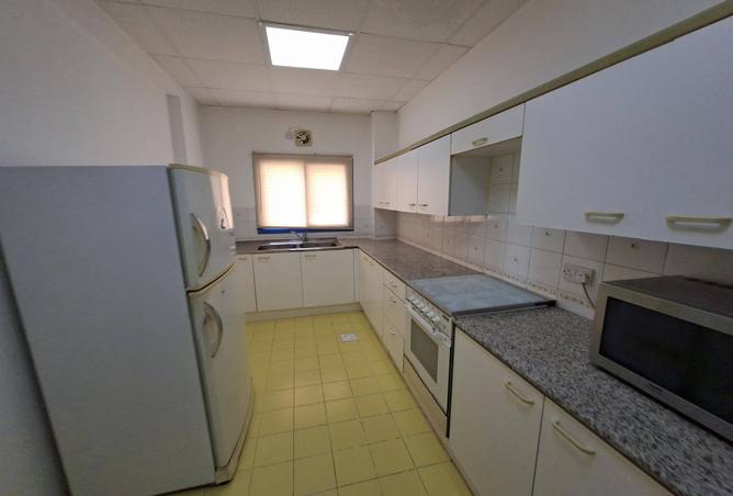 984472 - Property Image 2