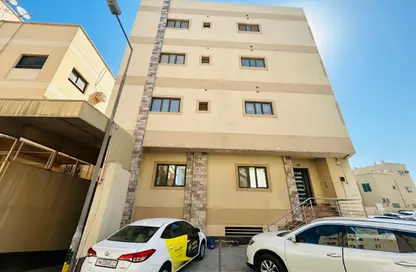 Apartment - 2 Bedrooms - 2 Bathrooms for rent in Tubli - Central Governorate Apartment - 2 Bedrooms - 2 Bathrooms for rent in Tubli - Central Governorate
