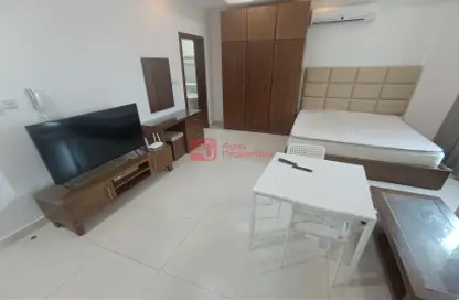 Living / Dining Room image for: Apartment - 1 Bathroom for rent in Adliya - Manama - Capital Governorate, Image 1