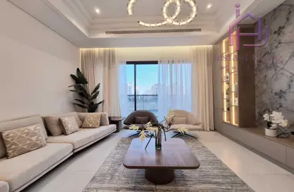 شقة - 3 غرف نوم - 4 حمامات للبيع في الجنبية - المحافظة الشمالية