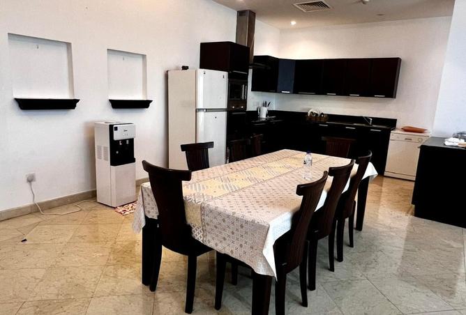 971219 - Property Image 3