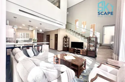 Duplex - 1 Bedroom - 2 Bathrooms for rent in Seef - Capital Governorate