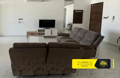 Living Room image for: Apartment - 3 Bedrooms - 2 Bathrooms for sale in Jeblat Hebshi - Northern Governorate, Image 1