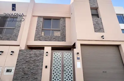 Villa - 5 Bedrooms - 6 Bathrooms for sale in Busaiteen - Muharraq Governorate