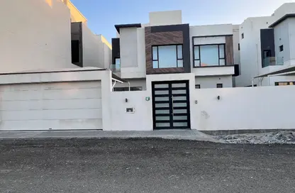 Villa - 3 Bedrooms - 4 Bathrooms for sale in Hidd - Muharraq Governorate