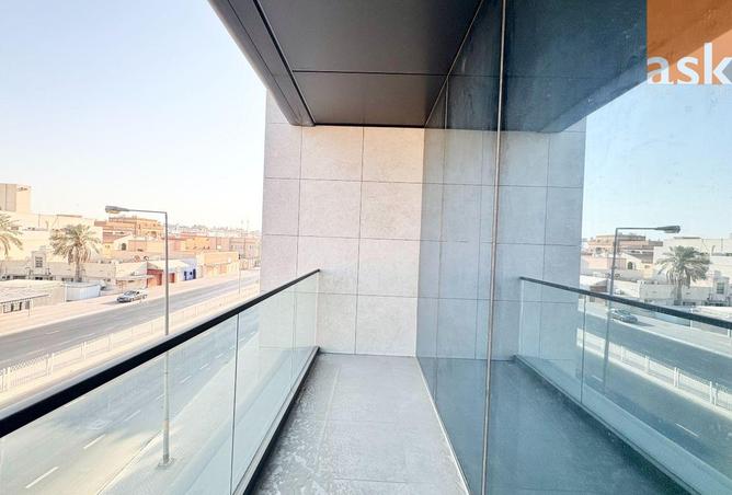 953104 - Property Image 2