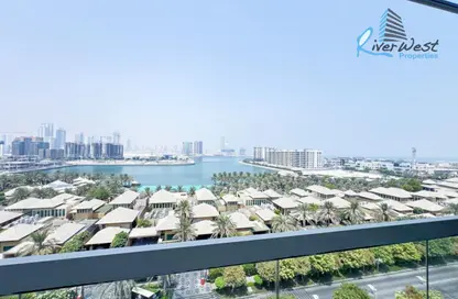 شقة - 3 غرف نوم - 4 حمامات للايجار في جزيرة الريف - محافظة العاصمة