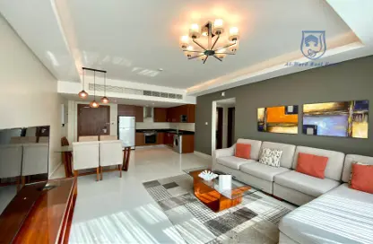 Apartment - 2 Bedrooms - 3 Bathrooms for rent in Al Juffair - Capital Governorate
