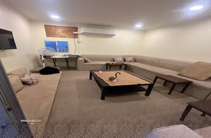Villa - 6 Bedrooms - 4 Bathrooms for sale in Arad - Muharraq Governorate