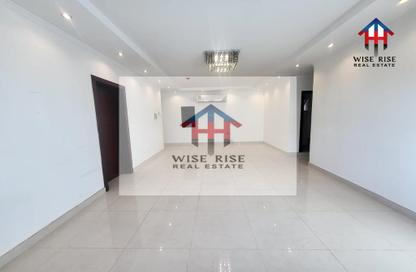 Apartment - 3 Bedrooms - 4 Bathrooms for rent in Hidd - Muharraq Governorate