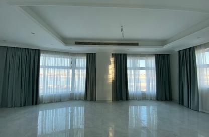 Villa - 6 Bedrooms - 6 Bathrooms for rent in Hidd - Muharraq Governorate