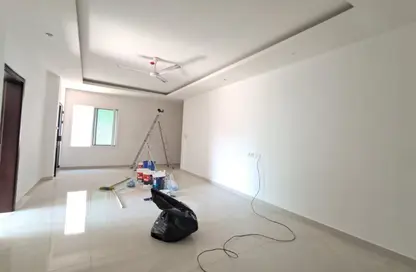 شقة - 2 غرف نوم - 2 حمامات للايجار في توبلي - المحافظة الوسطى