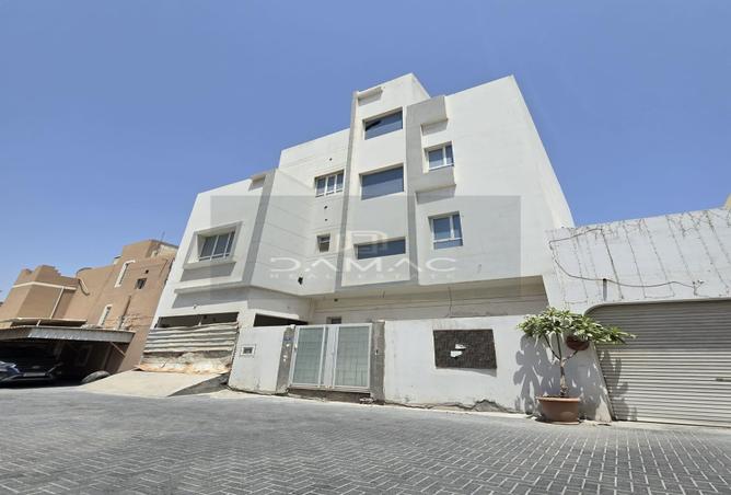 953960 - Property Main Image