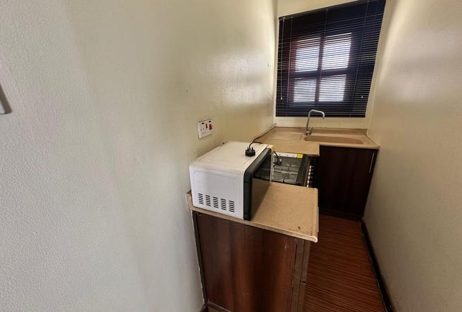 962806 - Property Image 2