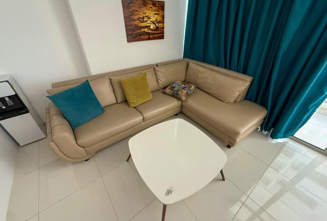 961806 - Property Image 2