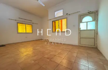 Apartment - 2 Bedrooms - 2 Bathrooms for rent in Alhajiyat - Riffa - Southern Governorate