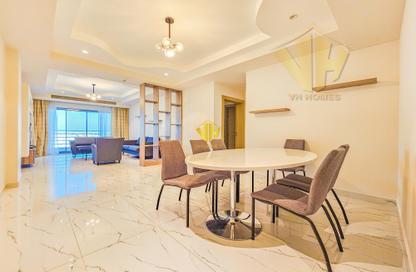 Apartment - 2 Bedrooms - 3 Bathrooms for rent in Busaiteen - Muharraq Governorate
