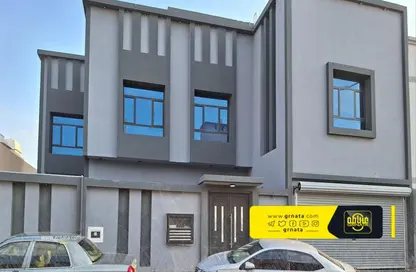 فيلا - 5 غرف نوم - 5 حمامات للبيع في مدينة حمد - المحافظة الشمالية