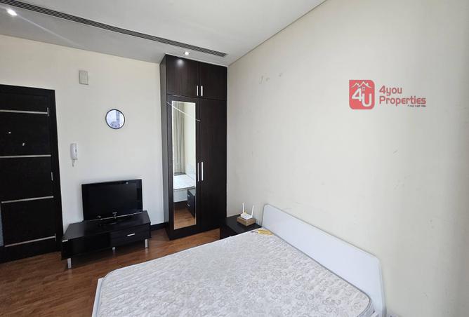 966517 - Property Image 2