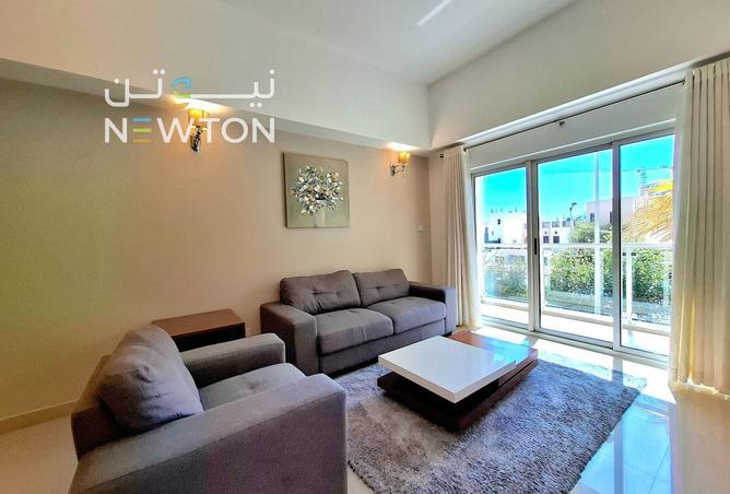 965553 - Property Image 2