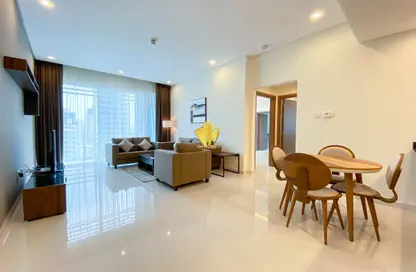 Apartment - 2 Bedrooms - 3 Bathrooms for rent in Al Juffair - Capital Governorate