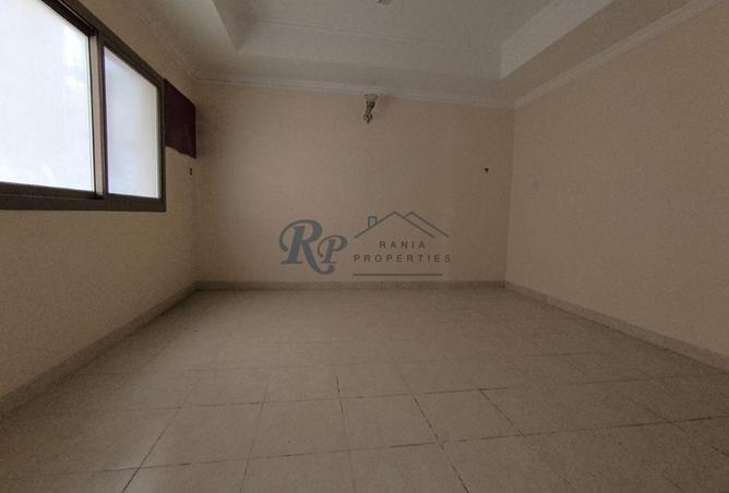 981725 - Property Image 3