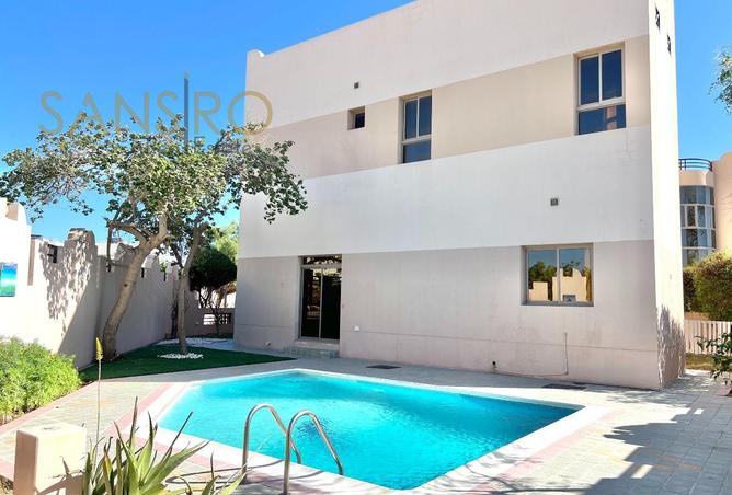 987553 - Property Main Image