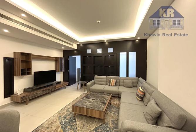 956577 - Property Image 2