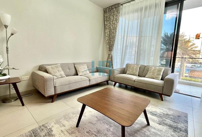 968145 - Property Image 3