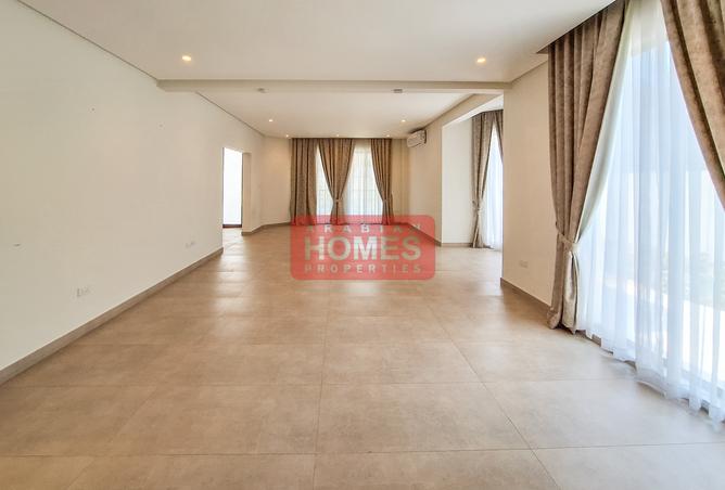 934045 - Property Image 3