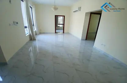 Apartment - 3 Bedrooms - 2 Bathrooms for rent in Al Bahair - Riffa - Southern Governorate