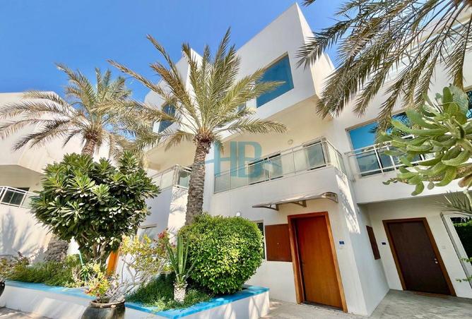 974621 - Property Image 3