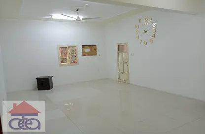 Apartment - 3 Bedrooms - 3 Bathrooms for rent in Alhajiyat - Riffa - Southern Governorate