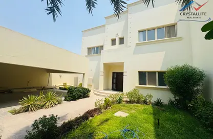 Villa - 5 Bedrooms - 6 Bathrooms for rent in Mahooz - Manama - Capital Governorate