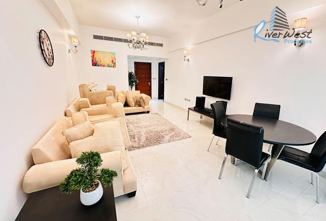 974327 - Property Image 2