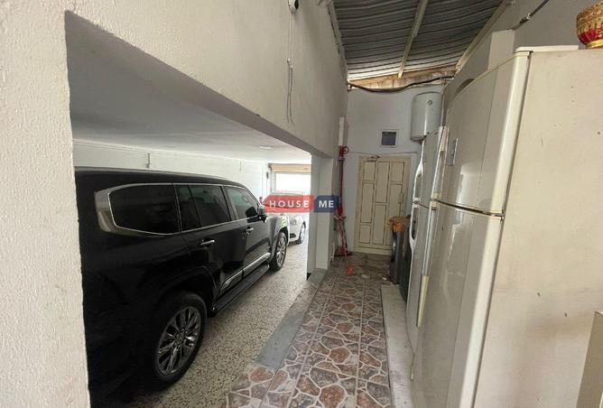 967849 - Property Image 2