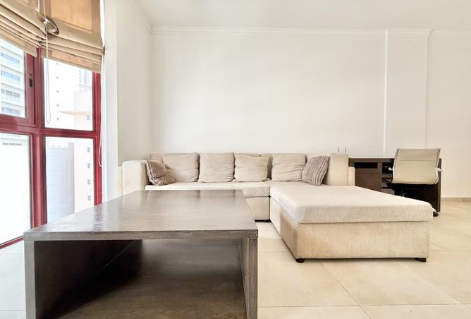 982268 - Property Image 2