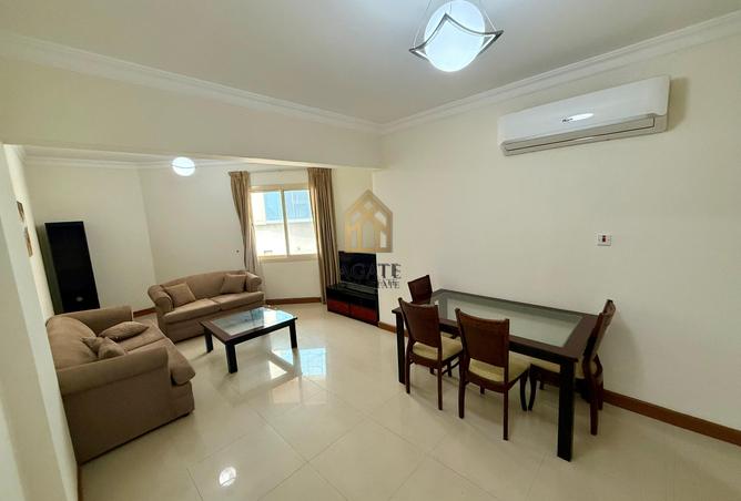 953362 - Property Image 2