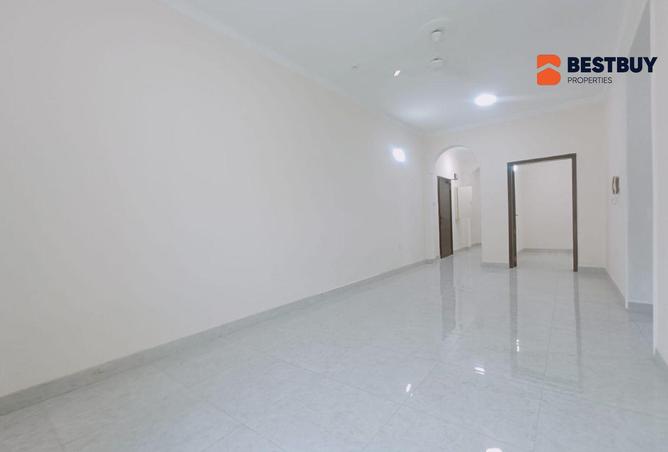 960230 - Property Image 2
