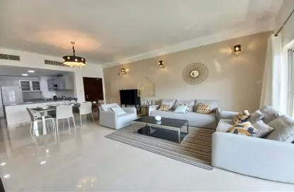 Apartment - 2 Bedrooms - 2 Bathrooms for rent in Amwaj Avenue - Amwaj Islands - Muharraq Governorate