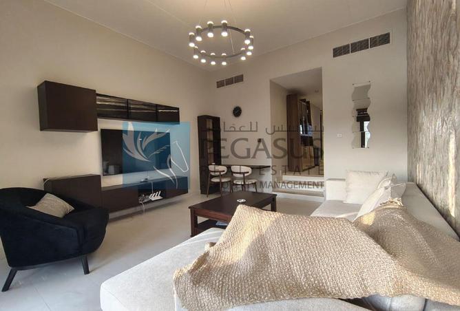 984168 - Property Image 2