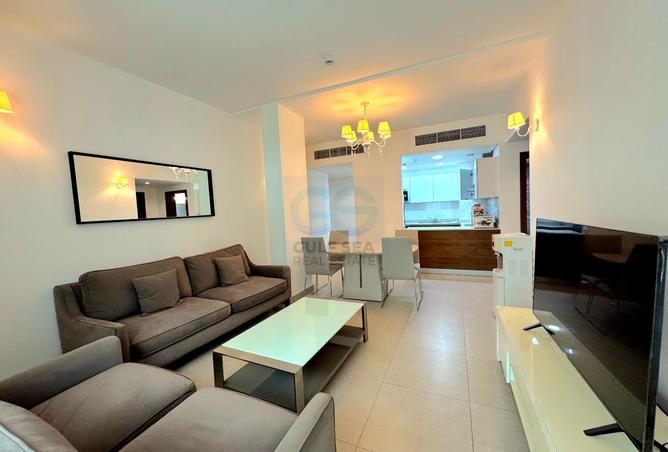 983557 - Property Image 2