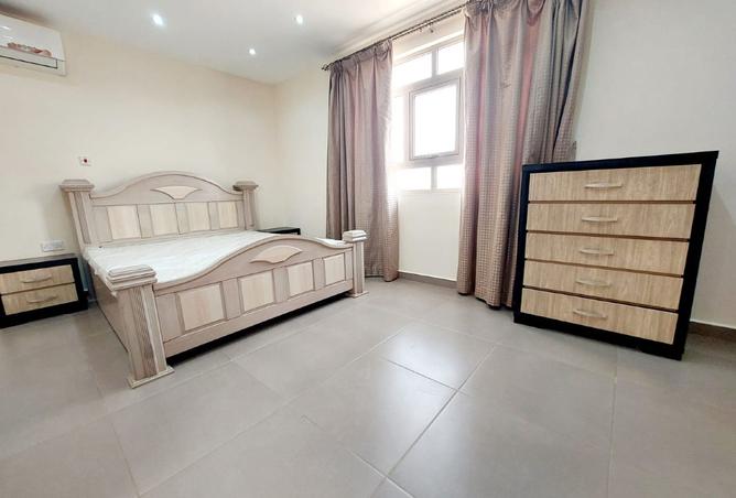 958229 - Property Image 3