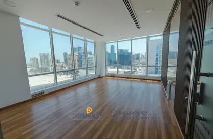 Office Space - Studio - 2 Bathrooms for rent in Seef - Capital Governorate