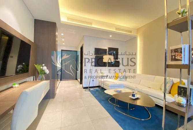 933625 - Property Image 2