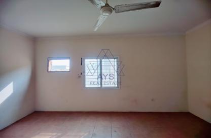 Apartment - 2 Bedrooms - 2 Bathrooms for rent in Muharraq - Muharraq Governorate