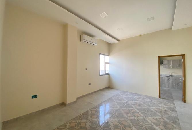 986712 - Property Image 2