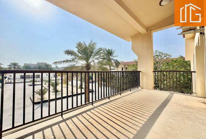 989002 - Property Image 2