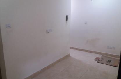 Apartment - 2 Bedrooms - 2 Bathrooms for rent in Riffa Al Sharqi - Riffa - Southern Governorate